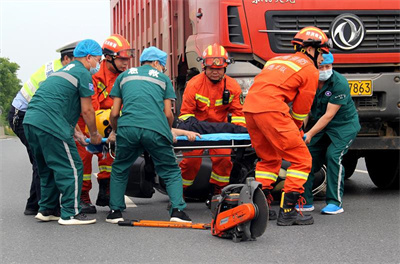 普安沛县道路救援